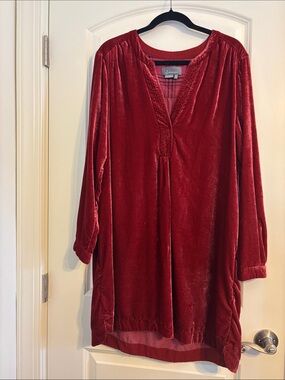 Anthropologie velvet dress